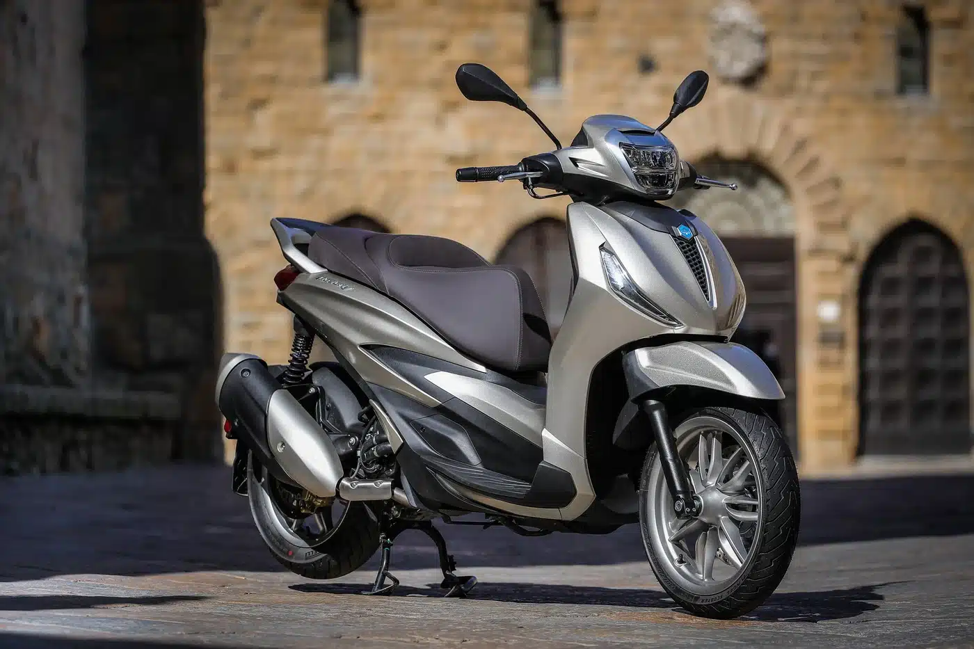 Moto Rent Imerovigli